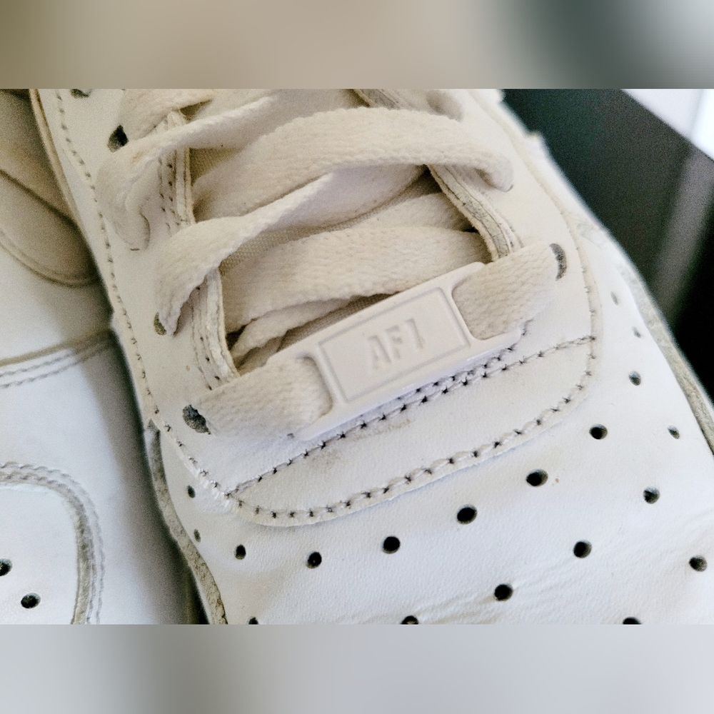 Nike Air Forse 1 Unisex Mens 7/Womens 8.5 White/Black Leather Sneakers - Picture 15 of 16